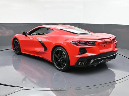 2020 Chevrolet Corvette Stingray w/2LT