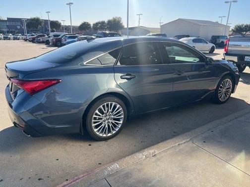 2022 Toyota Avalon Limited