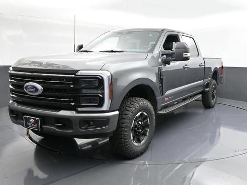 2025 Ford F-250 Platinum