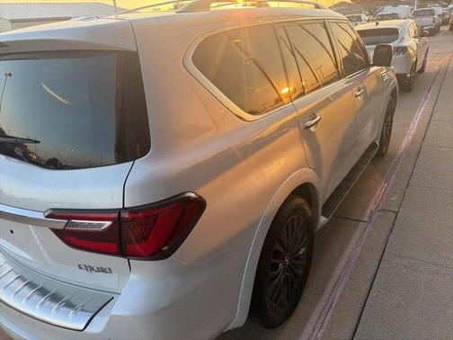 2024 INFINITI QX80 SENSORY