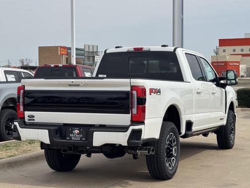 2025 Ford F-250 Platinum