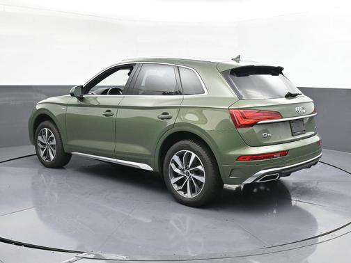 2025 Audi Q5 45 S line quattro Premium