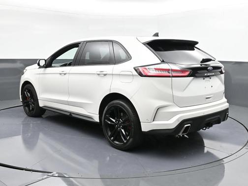 2023 Ford Edge ST