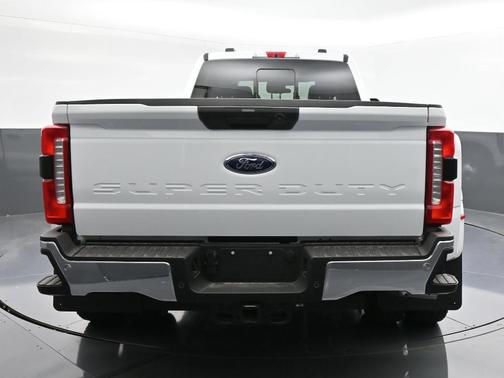2025 Ford F-350 XLT