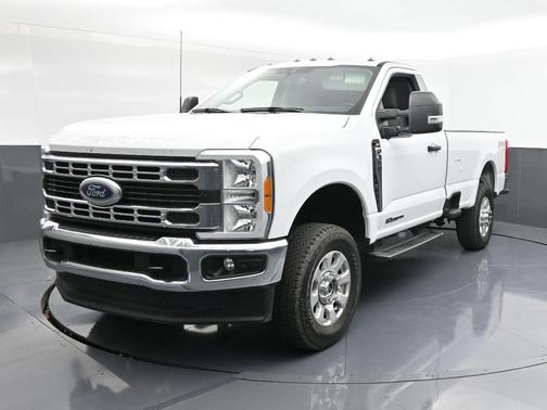 2023 Ford F-350 XLT