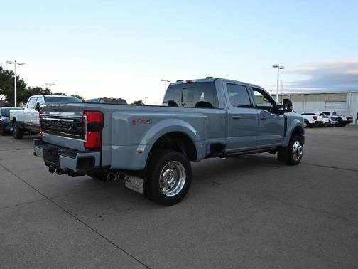 2026 Ford F-450 Platinum