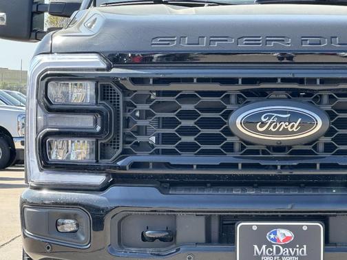 2025 Ford F-350 Lariat Super Duty