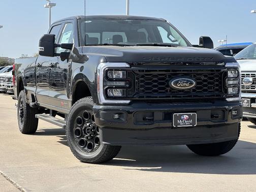 2025 Ford F-350 Lariat Super Duty