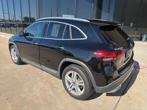 2021 Mercedes-Benz GLA 250 Base 4MATIC