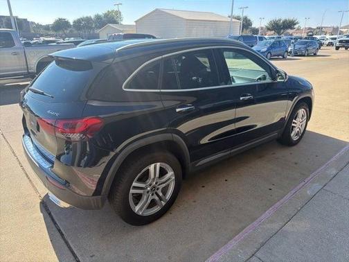 2021 Mercedes-Benz GLA 250 Base 4MATIC