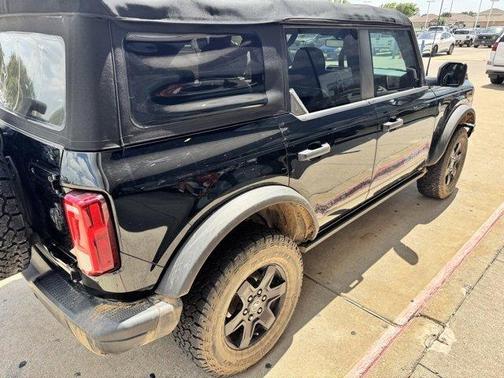 2022 Ford Bronco Black Diamond