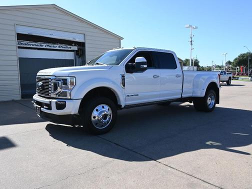 2022 Ford F-450 LIMITED