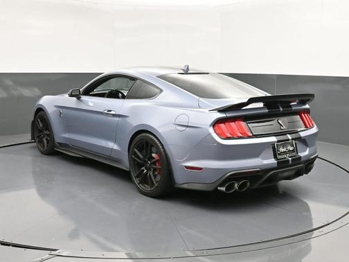 2022 Ford Shelby GT500 Base