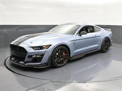 2022 Ford Shelby GT500 Base
