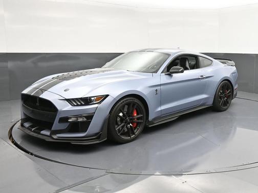 2022 Ford Shelby GT500 Base