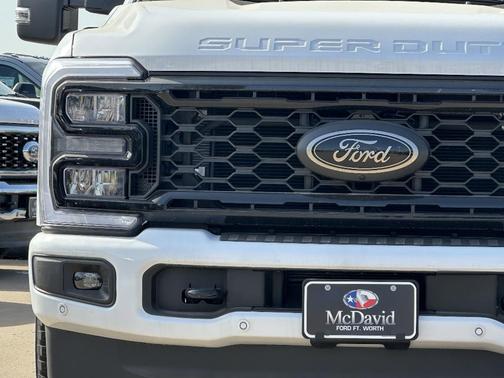 2025 Ford F-350 Lariat Super Duty