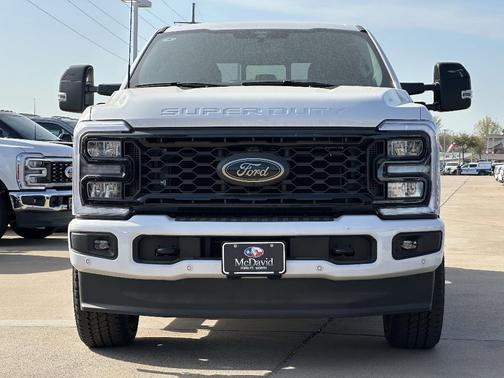 2025 Ford F-350 Lariat Super Duty