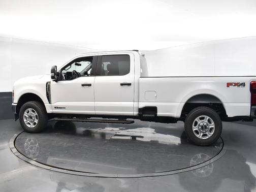2025 Ford F-350 XLT
