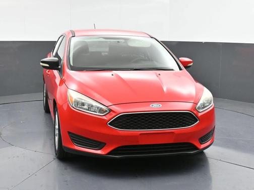 Race Red 2016 Ford Focus SE