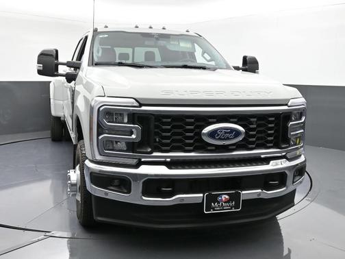 2025 Ford F-350 Lariat Super Duty