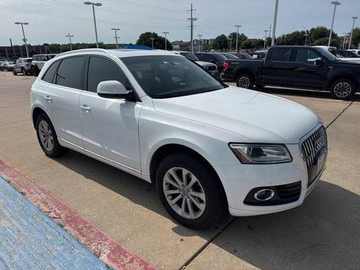 2016 Audi Q5 2.0T Premium Plus