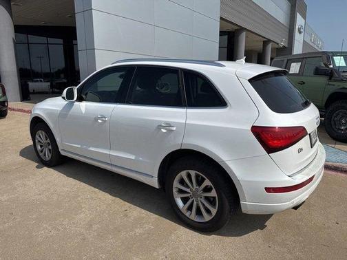 2016 Audi Q5 2.0T Premium Plus