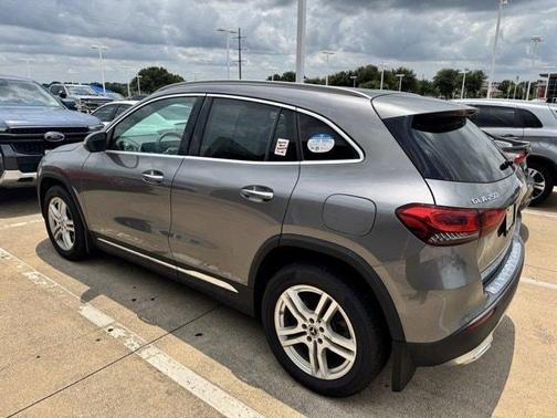 2021 Mercedes-Benz GLA 250 Base 4MATIC