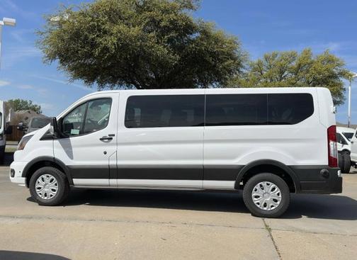 2025 Ford Transit-350 XL