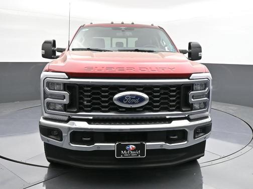 2025 Ford F-350 Lariat Super Duty