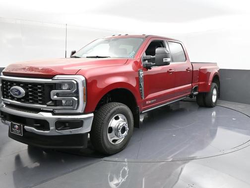 2025 Ford F-350 Lariat Super Duty