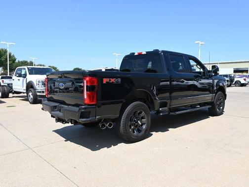 2024 Ford F-350 Lariat Super Duty