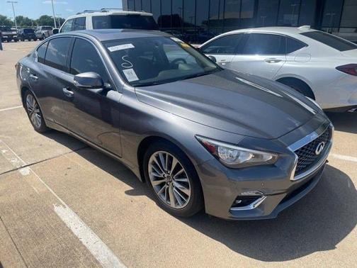 2022 INFINITI Q50 LUXE