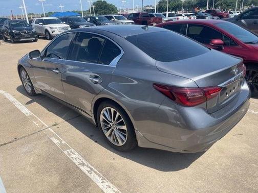 2022 INFINITI Q50 LUXE