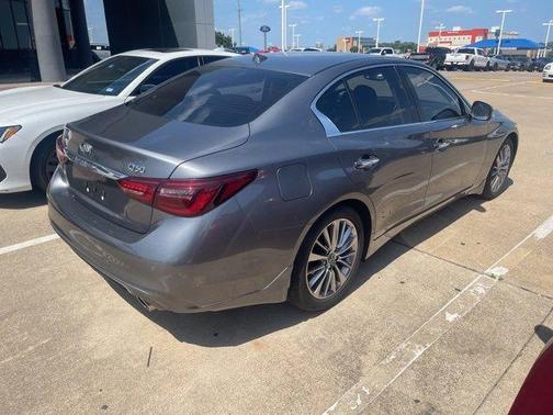 2022 INFINITI Q50 LUXE