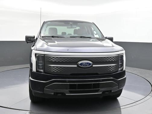 2023 Ford F-150 Lightning XLT