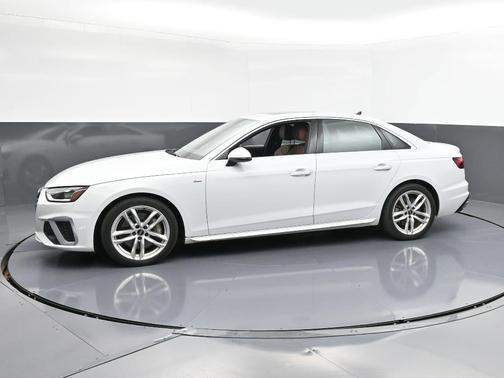 2023 Audi A4 45 S line quattro Premium