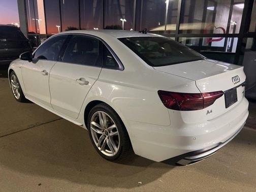 2023 Audi A4 45 S line quattro Premium