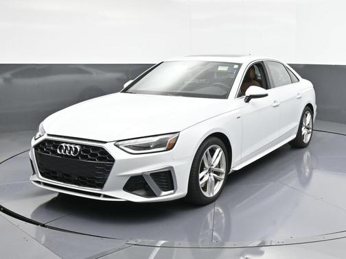 2023 Audi A4 45 S line quattro Premium