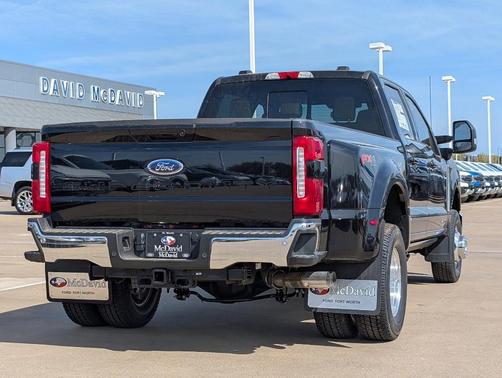 2025 Ford F-350 Lariat Super Duty