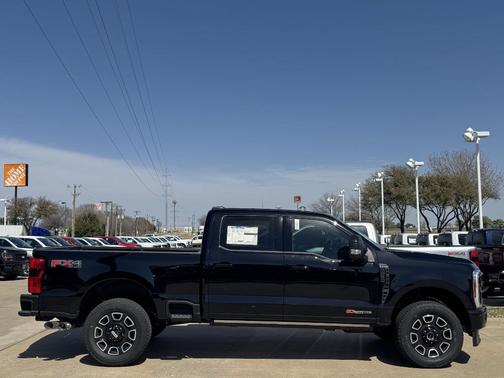 2025 Ford F-250 Platinum
