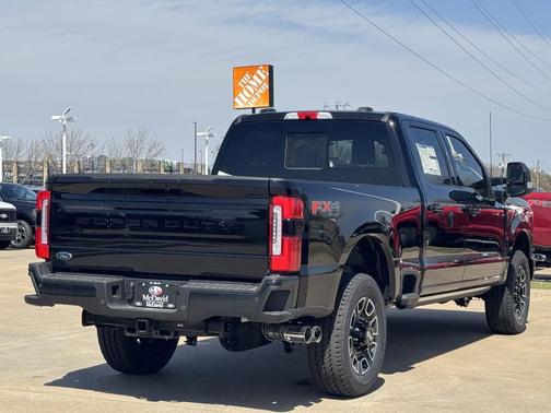 2025 Ford F-250 Platinum
