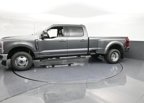 2026 Ford F-350 Lariat Super Duty