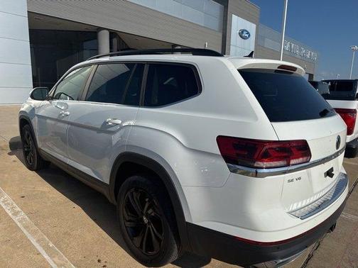 2022 Volkswagen Atlas 3.6L SE w/Technology