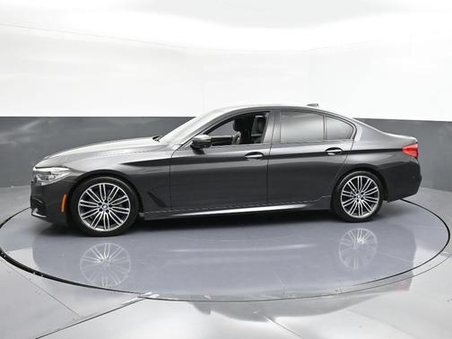 2017 BMW 540 i