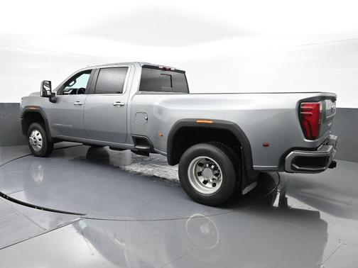 2025 GMC Sierra 3500 Denali