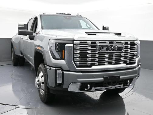 2025 GMC Sierra 3500 Denali