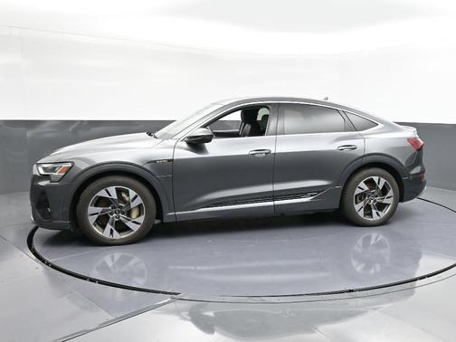 2021 Audi e-tron Premium