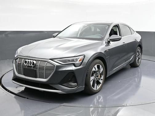 2021 Audi e-tron Premium