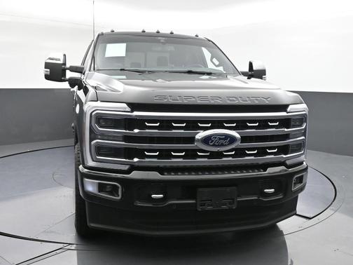 Black Metallic 2024 Ford F-250 Platinum