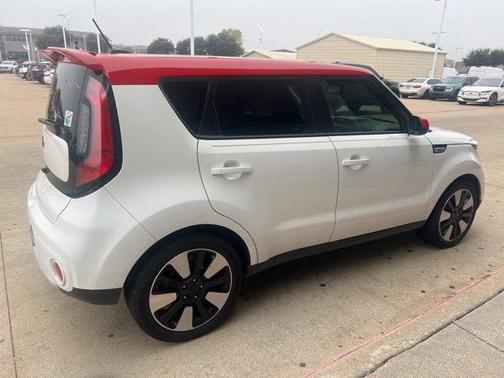 2017 Kia Soul +
